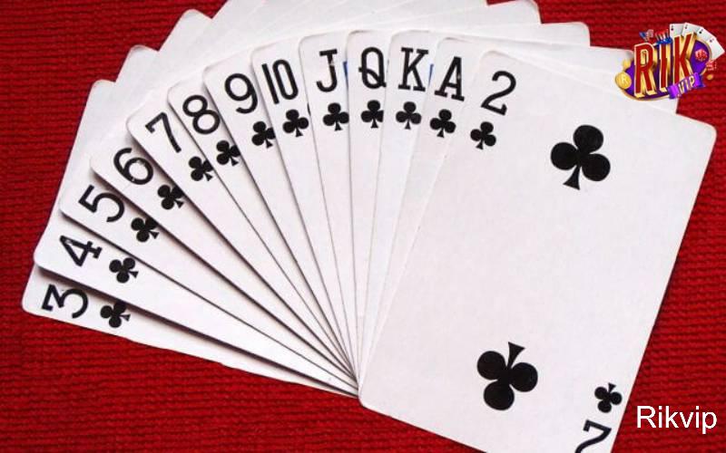 5 Đôi Thông Có Chặt Được Tứ Quý Không? Quy Luật Chơi Là Gì? 1 Luật chơi đánh bài Tiến lên